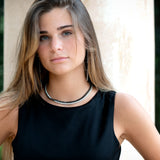 Collar riviere de plata con circonitas blancas o negras, elegante y versátil, perfecto para uso diario de LAURENSONS