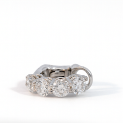 Pendiente ear cuff en oro blanco 18K con diamantes de laboratorio