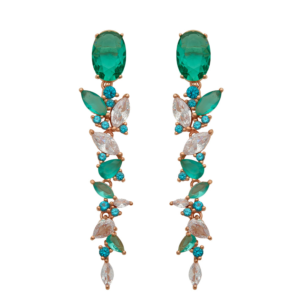 Pendientes de plata con circonitas verdes y blanca. Un diseño elegante y sofisticado perfecto para ocasiones de LAURENSONS