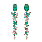 Pendientes de plata con circonitas verdes y blanca. Un diseño elegante y sofisticado perfecto para ocasiones de LAURENSONS