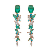 Pendientes de plata con circonitas verdes y blanca. Un diseño elegante y sofisticado perfecto para ocasiones de LAURENSONS