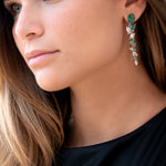 Pendientes de plata con circonitas verdes y blanca. Un diseño elegante y sofisticado perfecto para ocasiones de LAURENSONS