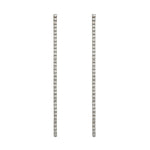 Pendientes riviere de plata rodiada con circonitas blancas. Elegante, minimalista y versátil, perfectos para uso diario de LAURENSONS