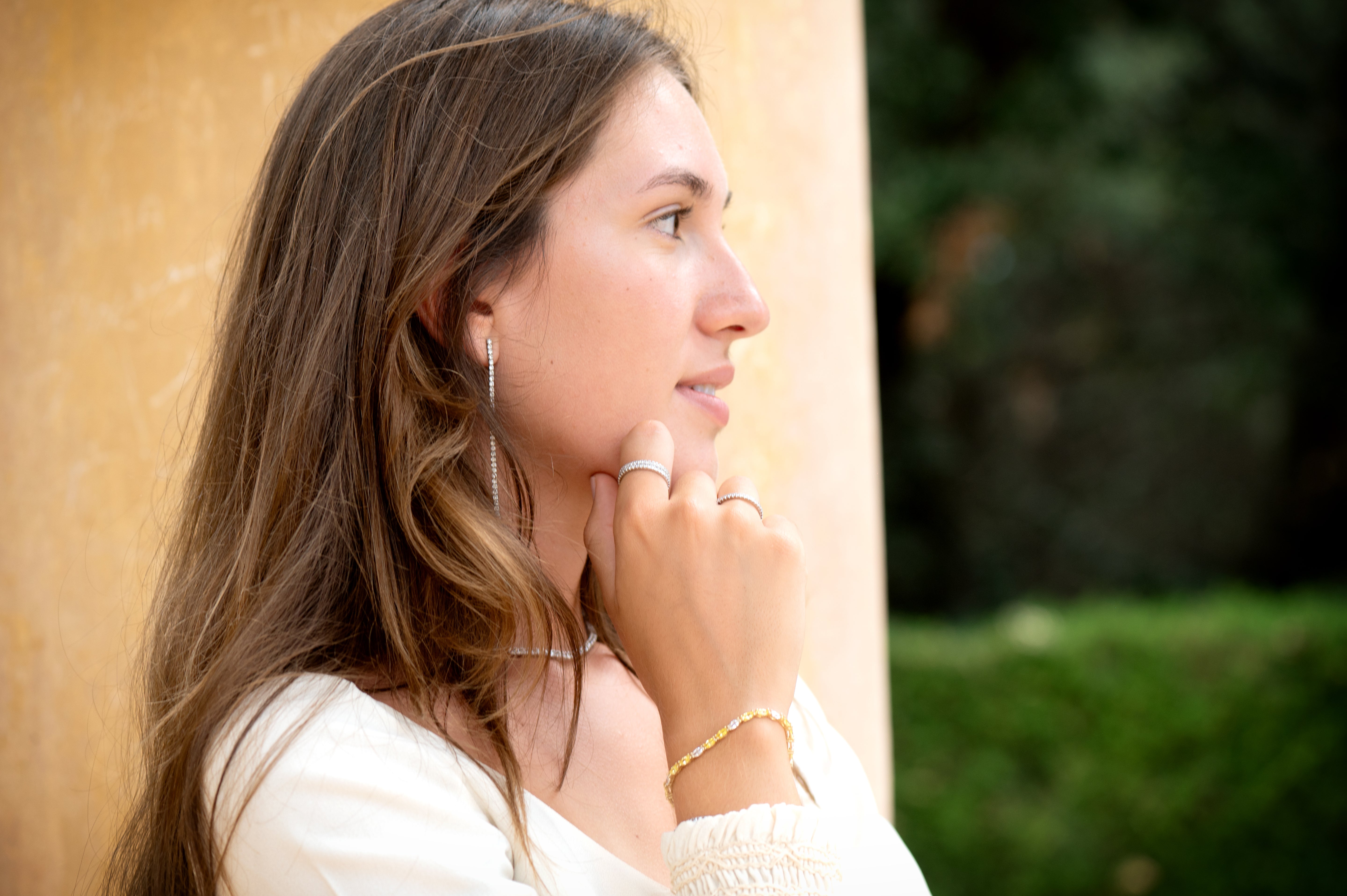 Pulsera riviere de plata con baño de oro amarillo y circonitas blancas y amarillas talla marquesa  de LAURENSONS