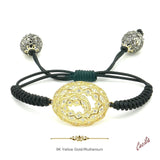 Pulsera de macramé con medallón redondo de oro 9K
